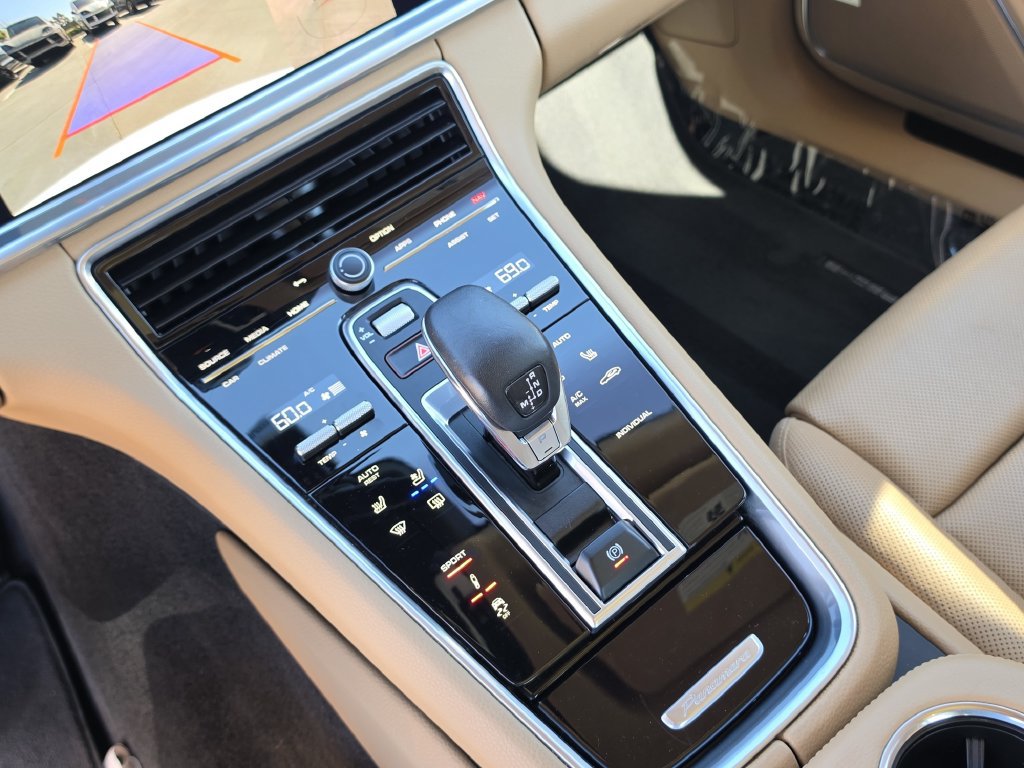 Certified 2023 Porsche Panamera Platinum Edition RWD image 21