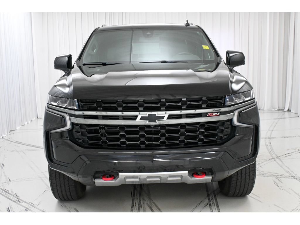 Used 2022 Chevrolet Tahoe Z71 w/ Luxury Package AWD/4WD image 3