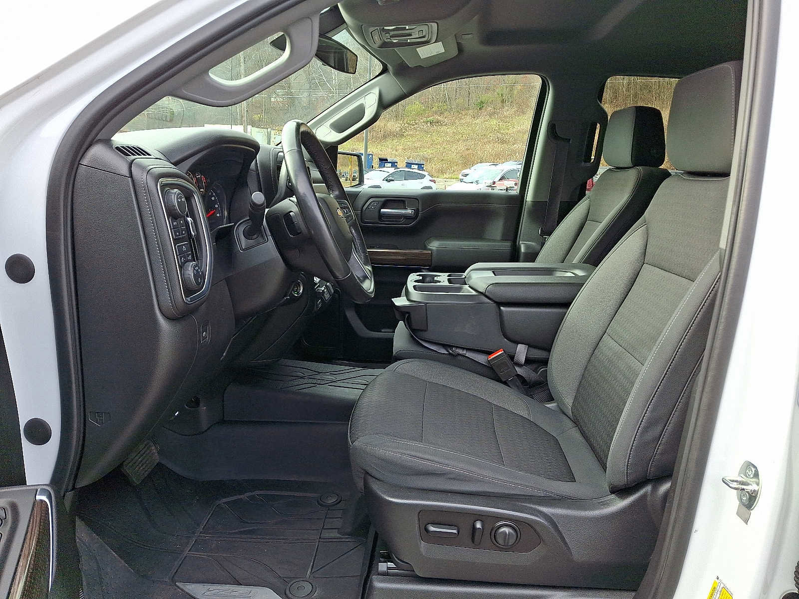 Used 2021 Chevrolet Silverado 1500 LT image 15