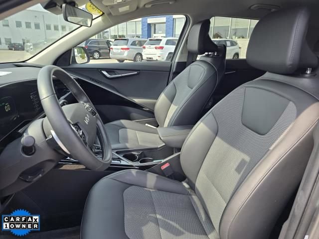 Used 2023 Kia Niro EX FWD image 17