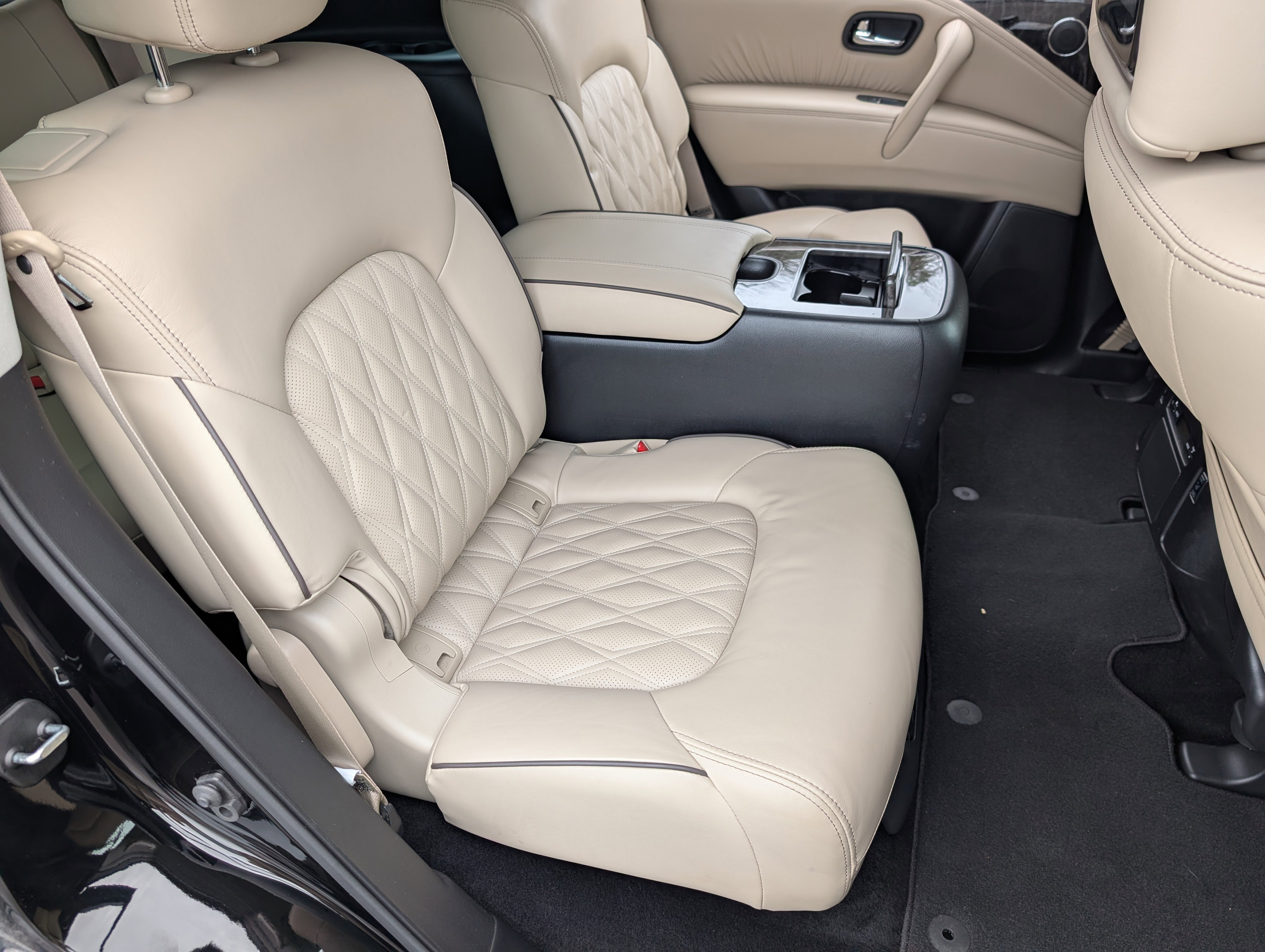 Used 2023 Nissan Armada Platinum w/ Captain's Chairs Package image 21