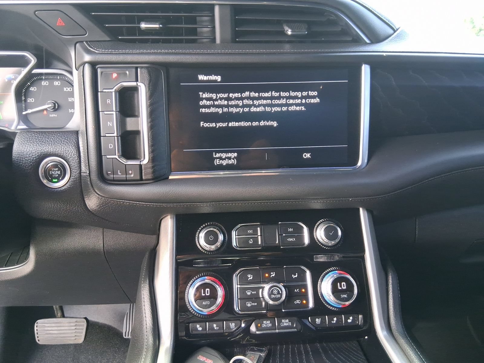 Used 2021 GMC Yukon Denali AWD/4WD image 25