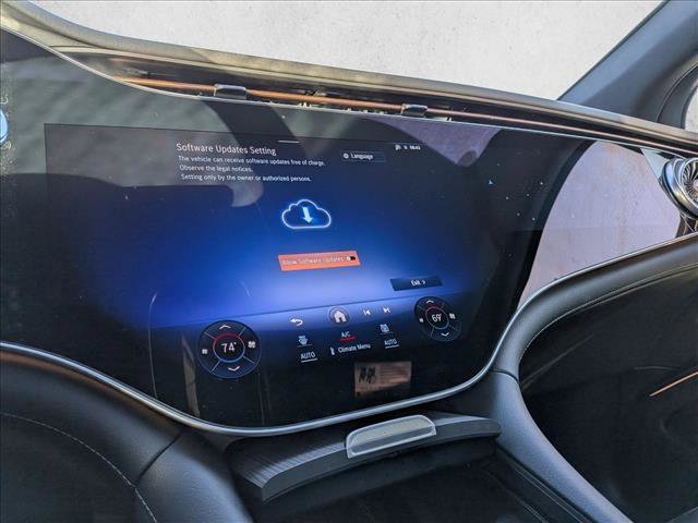 New 2026 Mercedes-Benz EQS 400 4MATIC SUV image 12