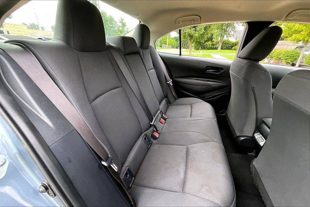 Used 2024 Toyota Corolla LE FWD image 29