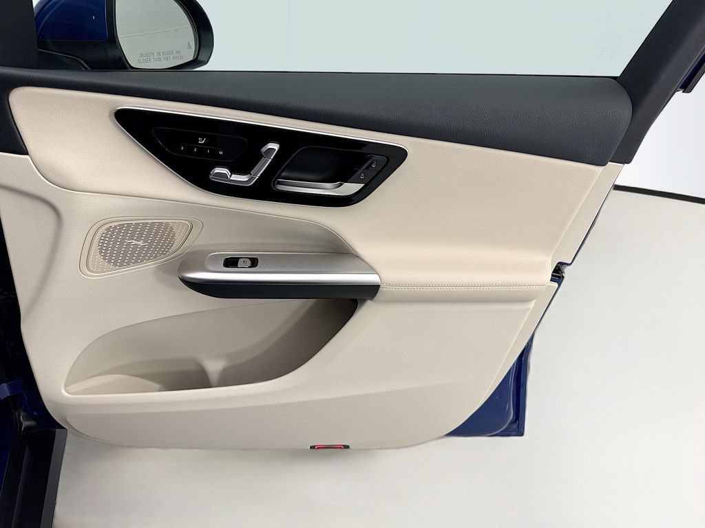 Certified 2026 Mercedes-Benz GLC 300 image 23