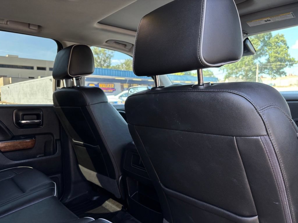 Used 2017 Chevrolet Silverado 1500 High Country AWD/4WD image 31