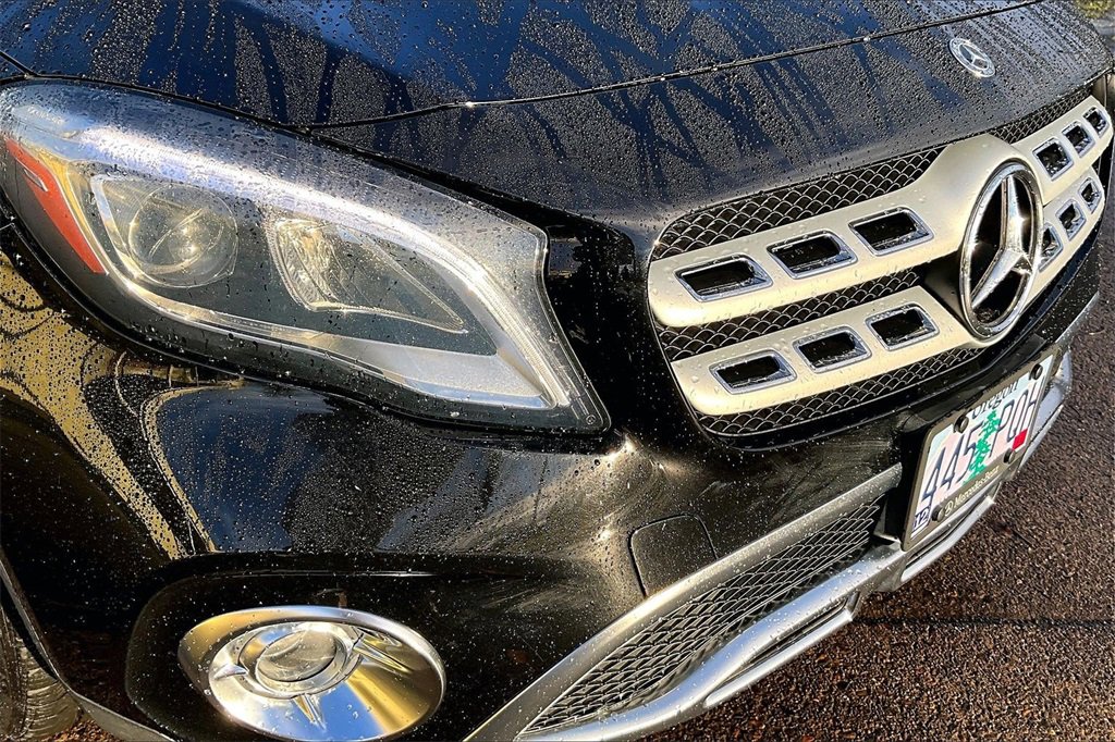 Used 2018 Mercedes-Benz GLA 250 4MATIC image 33
