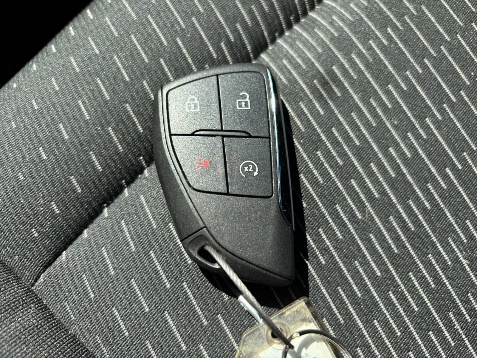 Used 2025 Chevrolet Equinox LT FWD image 21