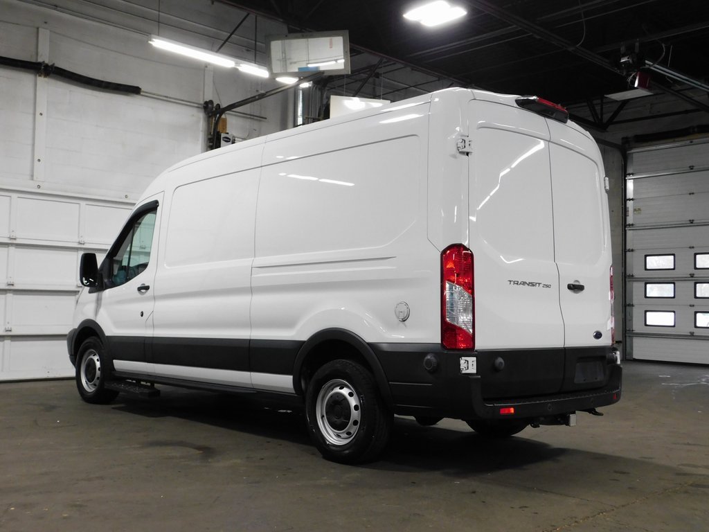Used 2019 Ford Transit 250 148 Medium Roof image 9