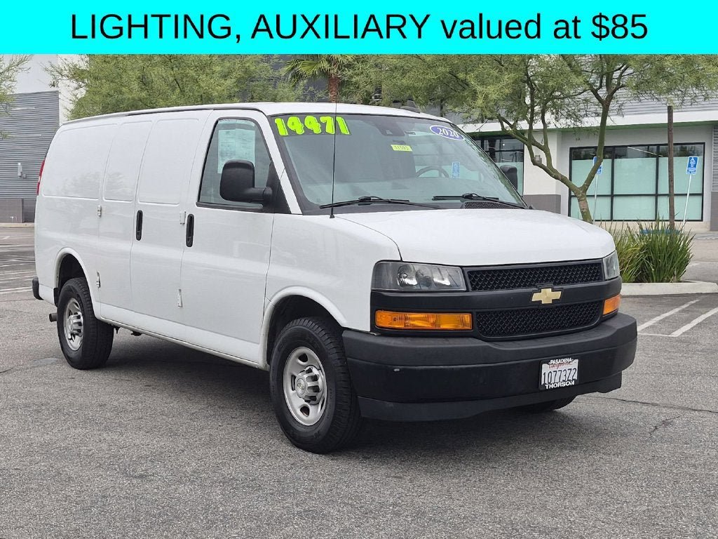 Used 2020 Chevrolet Express 2500 RWD image 10