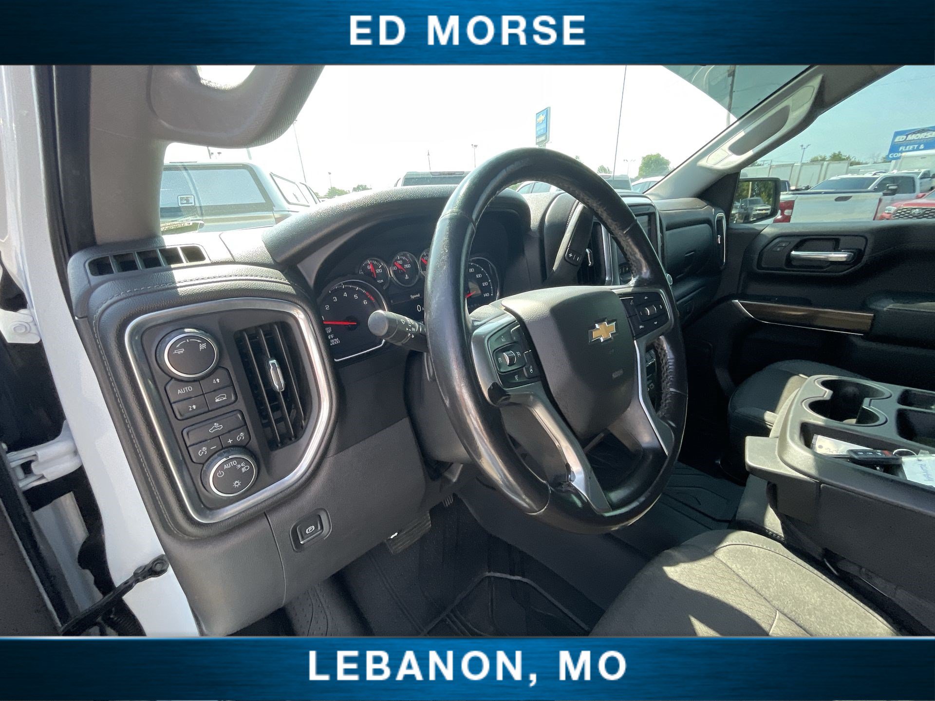 Certified 2019 Chevrolet Silverado 1500 LT w/ All-Star Edition AWD/4WD image 10