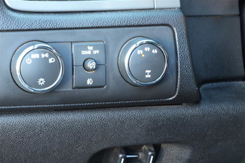 Used 2012 Chevrolet Silverado 2500 LTZ w/ LTZ Plus Package image 28