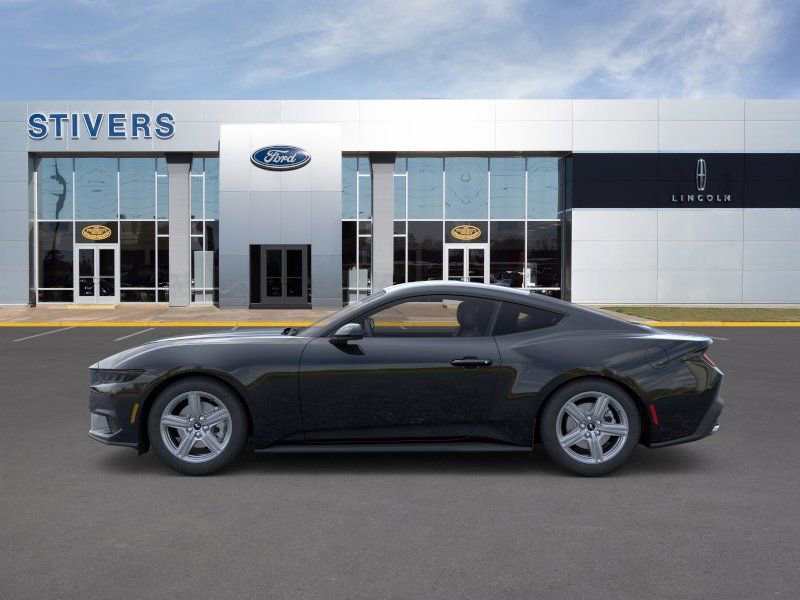 New 2026 Ford Mustang Coupe image 4