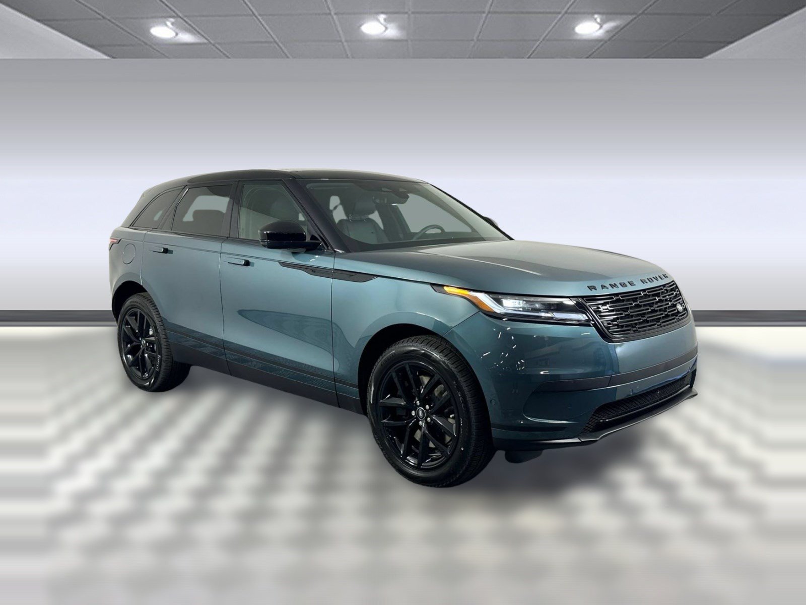 Used 2026 Land Rover Range Rover Velar S AWD/4WD image 6