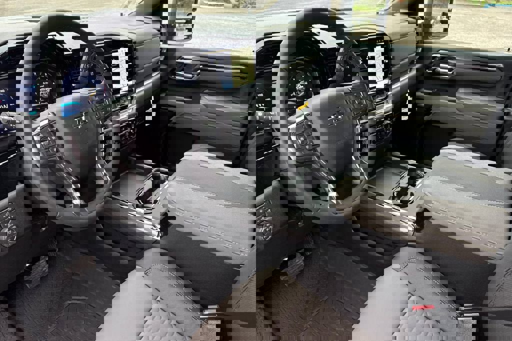 New 2026 Chevrolet Silverado 2500 ZR2 w/ LPO, Dark Essentials Package image 10