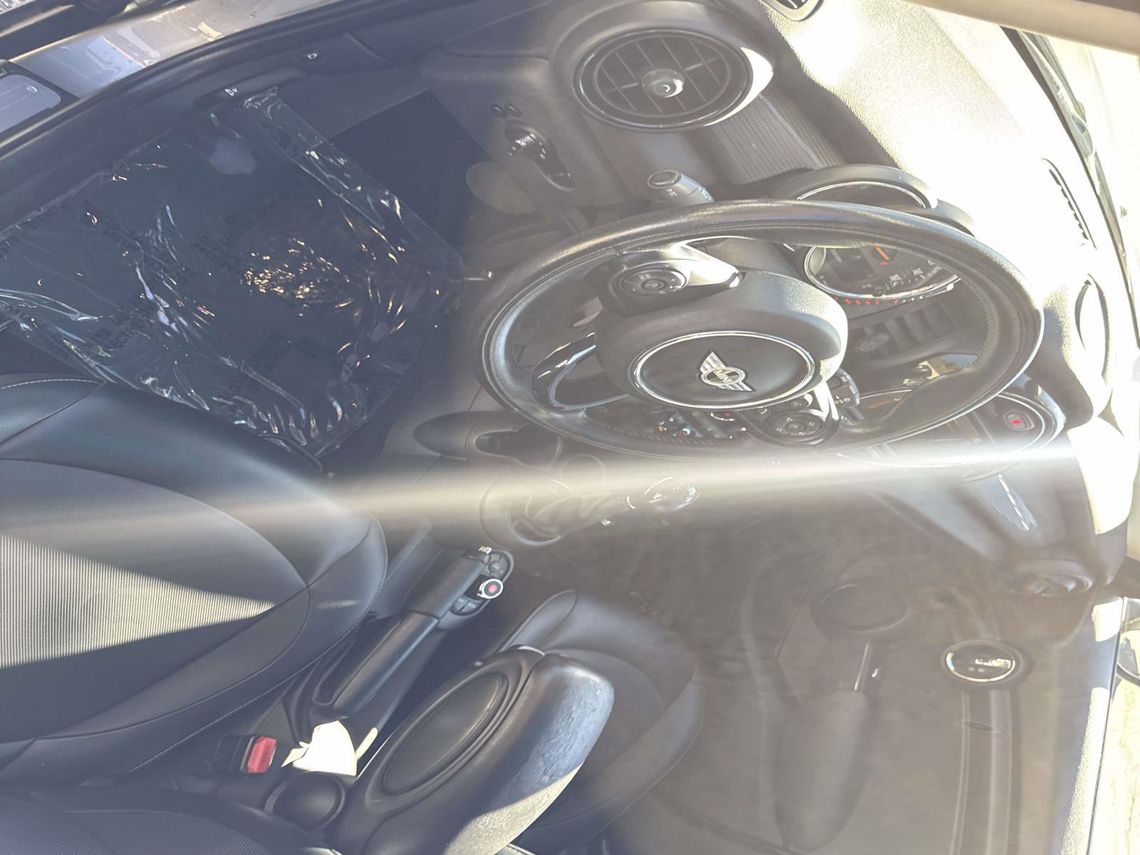 Used 2017 MINI Cooper 4-Door Hardtop image 14