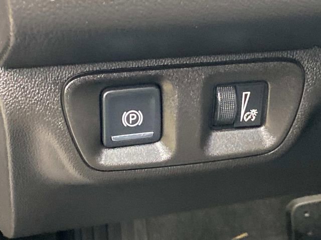 Used 2017 GMC Acadia SLE image 17