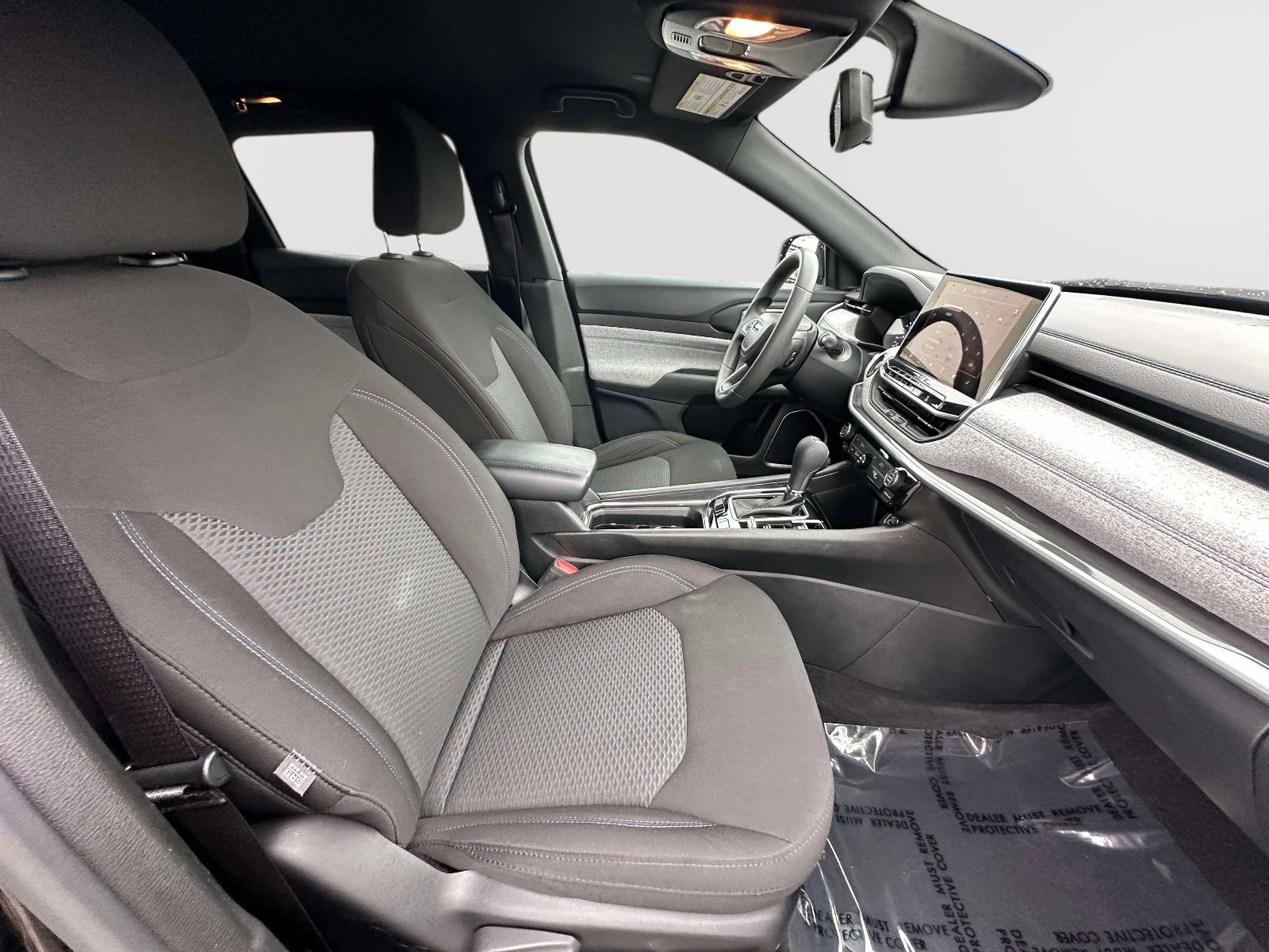 Used 2023 Jeep Compass Sport image 23