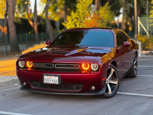Used 2019 Dodge Challenger R/T w/ Driver Convenience Group RWD image 7