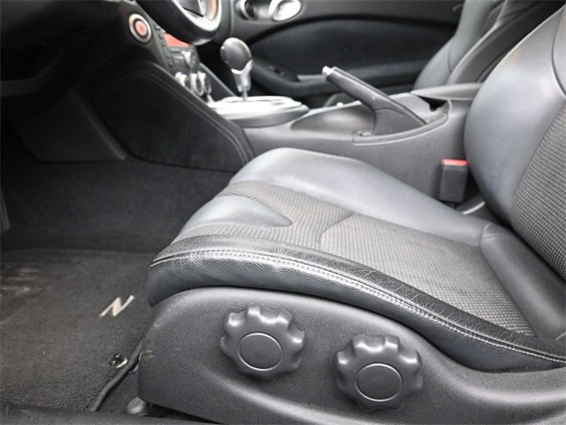 Used 2010 Nissan 370Z Touring image 20