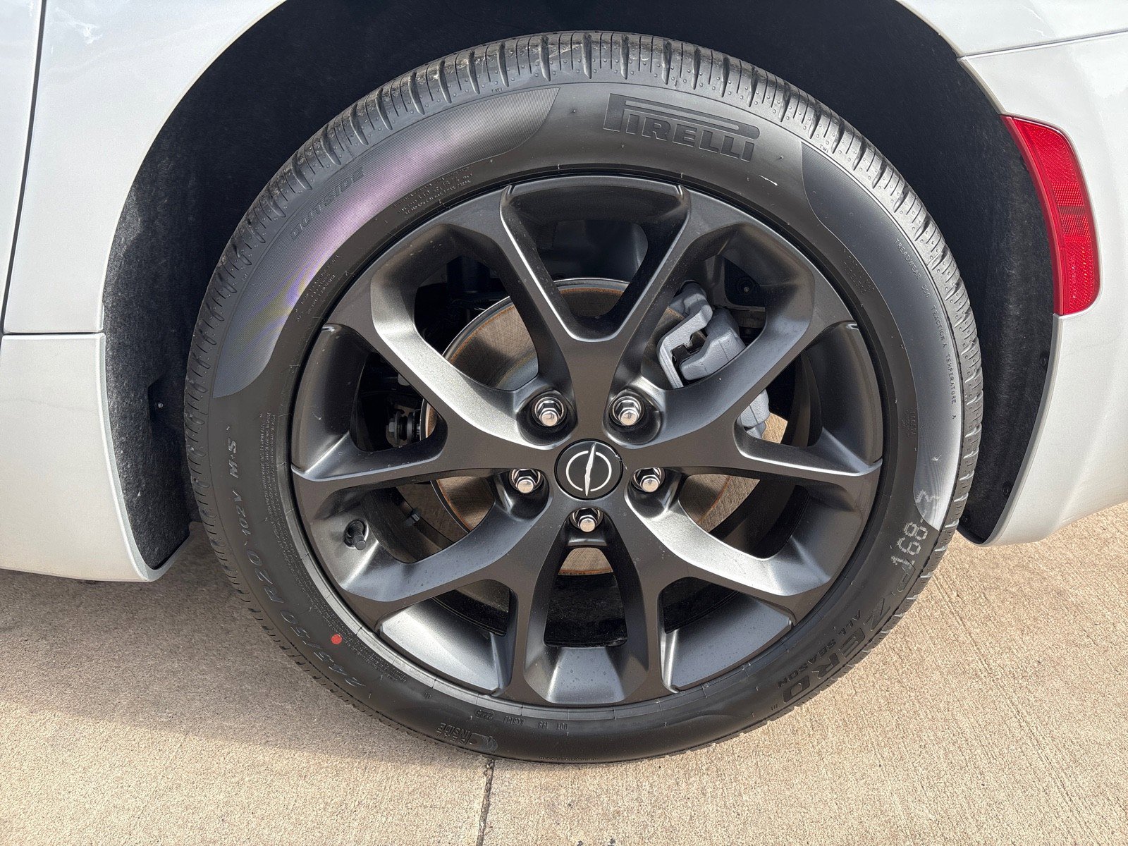 New 2026 Chrysler Pacifica Select w/ S Appearance Package image 12