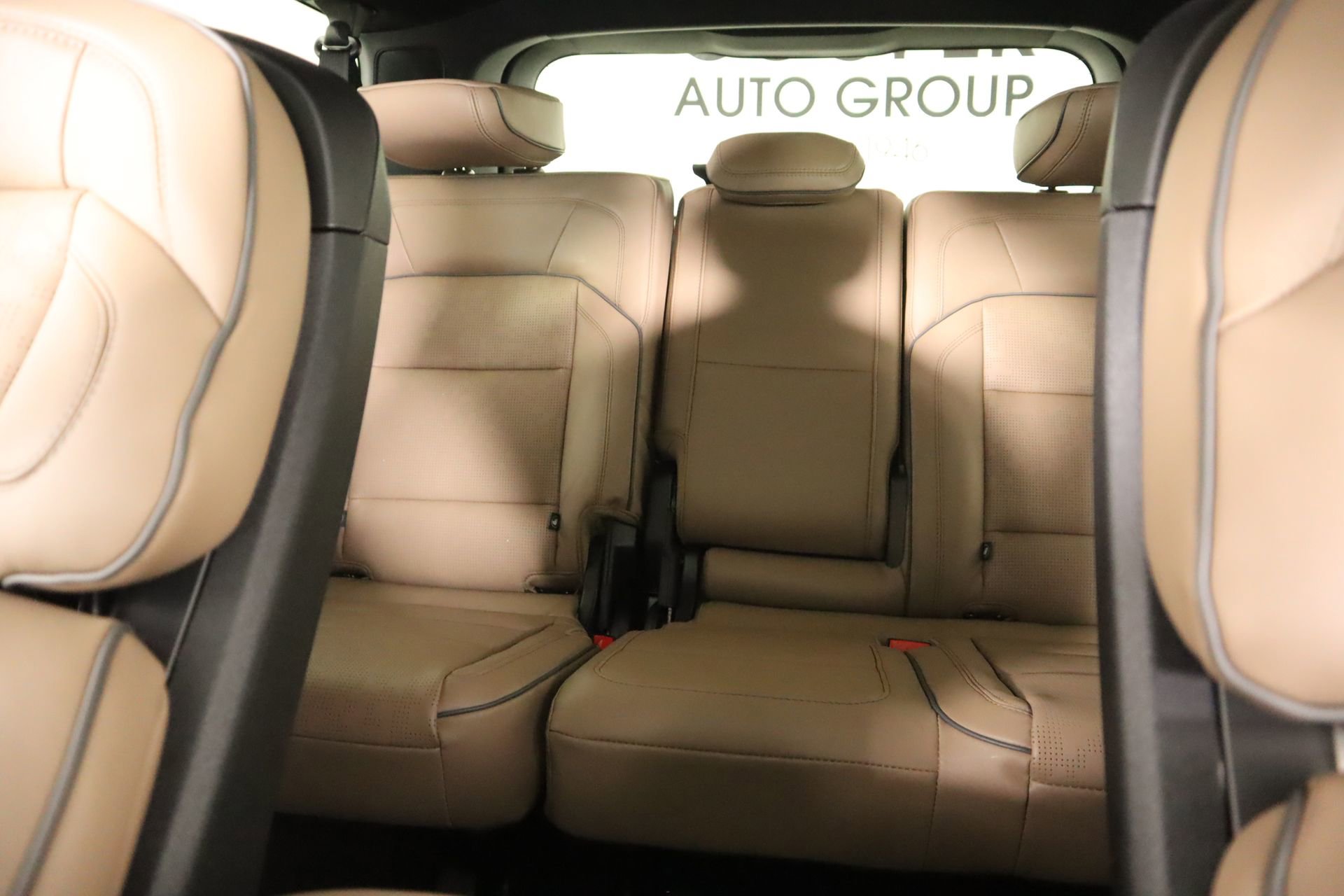 New 2026 Lincoln Navigator L Black Label AWD/4WD image 13