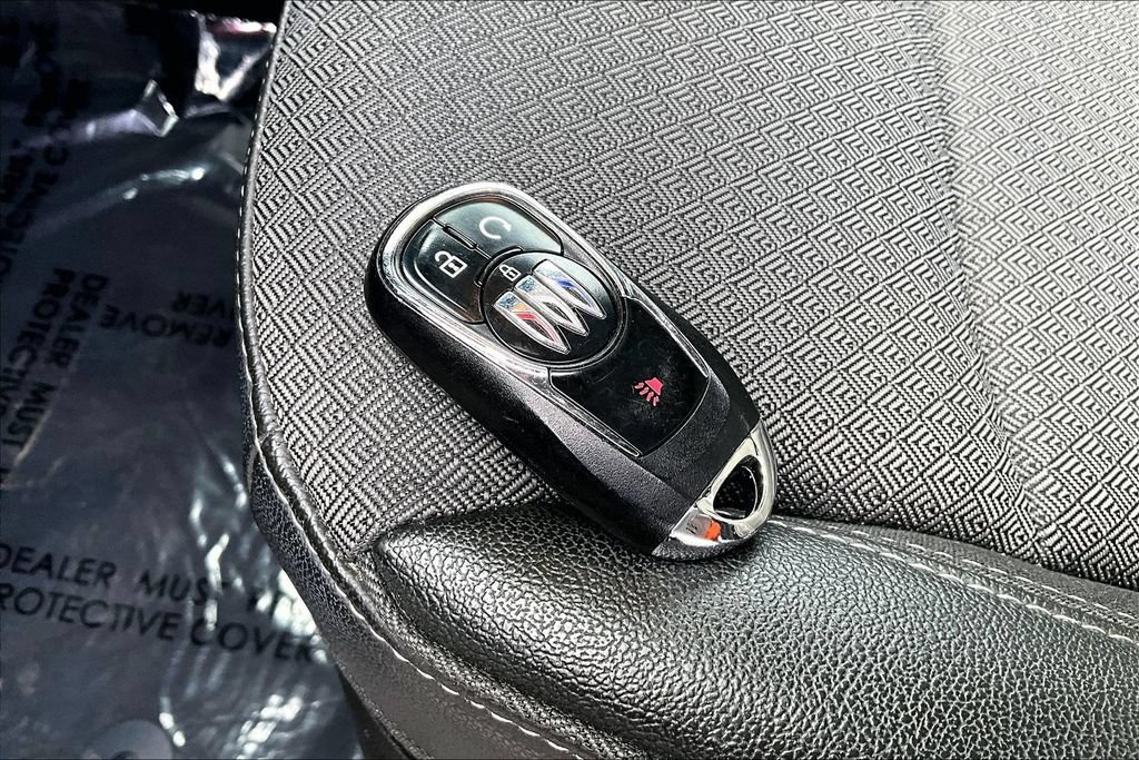 Used 2025 Buick Encore GX Preferred FWD image 35