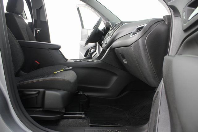 Used 2024 Chevrolet Equinox LT image 21
