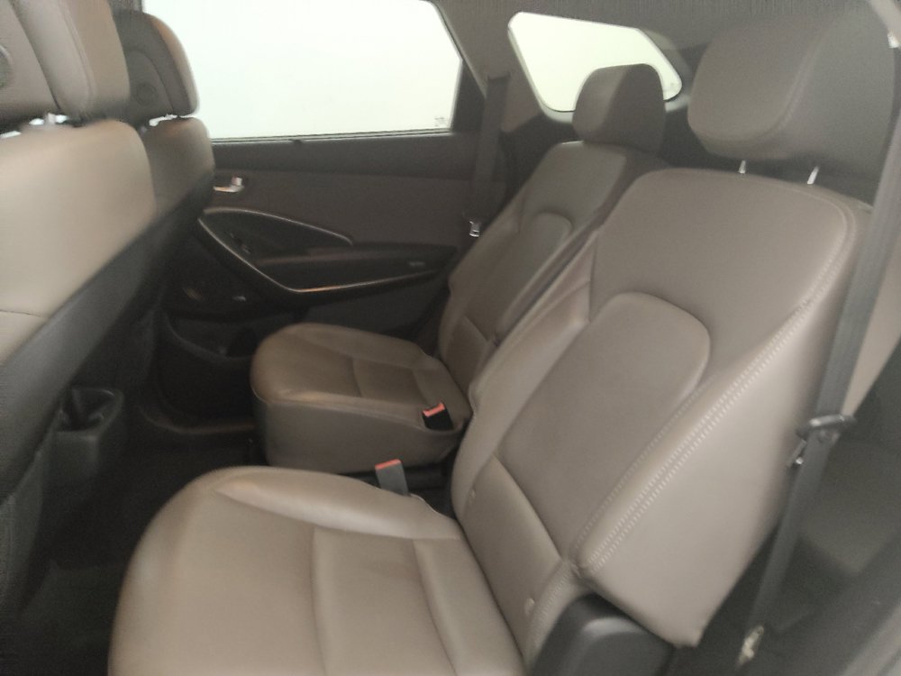 Used 2018 Hyundai Santa Fe Limited w/ Cargo Package FWD image 18