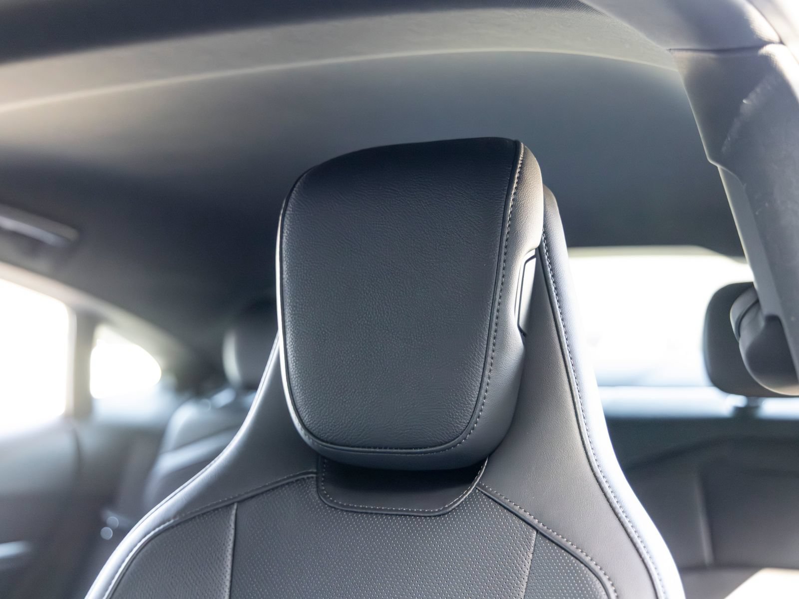 New 2026 Porsche Taycan AWD/4WD image 30