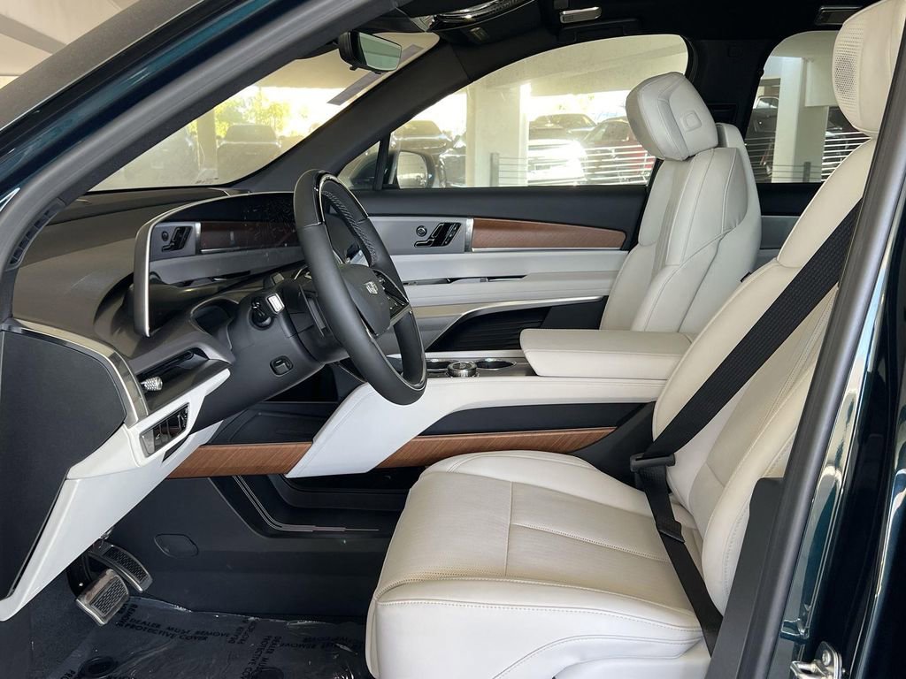 New 2026 Cadillac Vistiq Luxury image 25