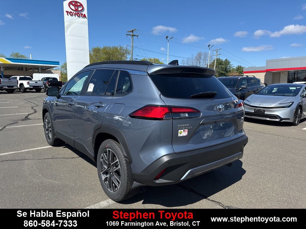 Used 2026 Toyota Corolla Cross XLE AWD/4WD image 5