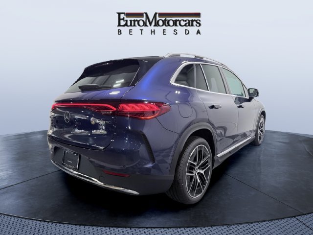 New 2027 Mercedes-Benz EQE 320 4MATIC SUV image 3