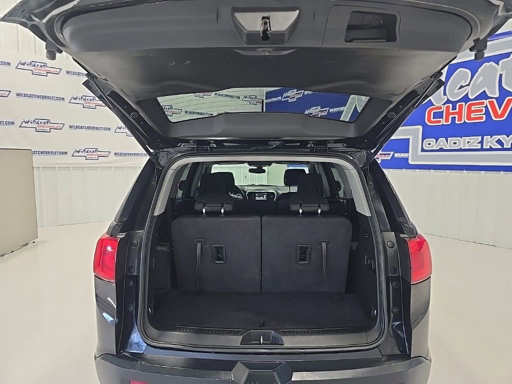 Used 2017 GMC Acadia SLE image 21
