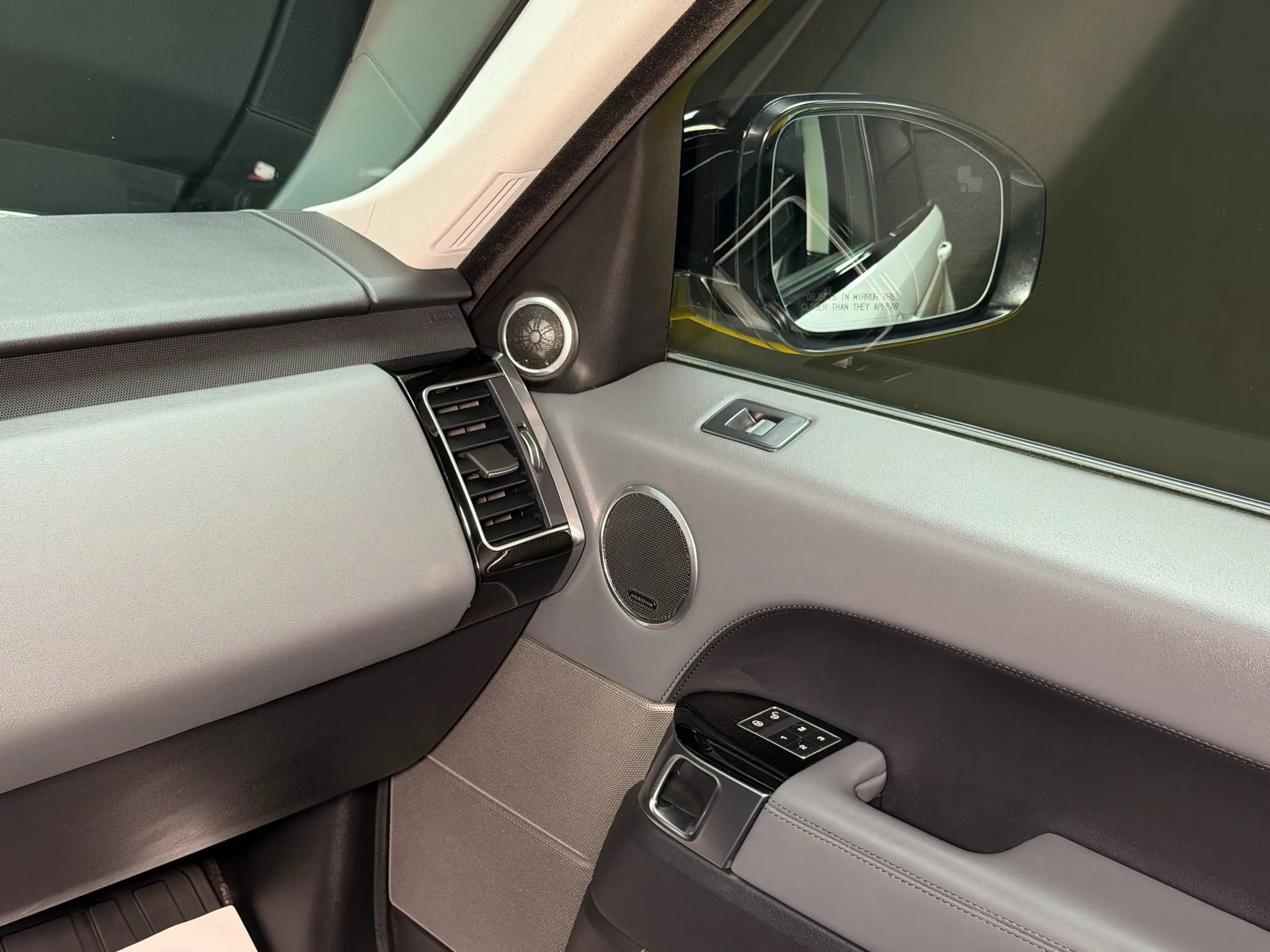 Used 2014 Land Rover Range Rover Sport Supercharged image 29