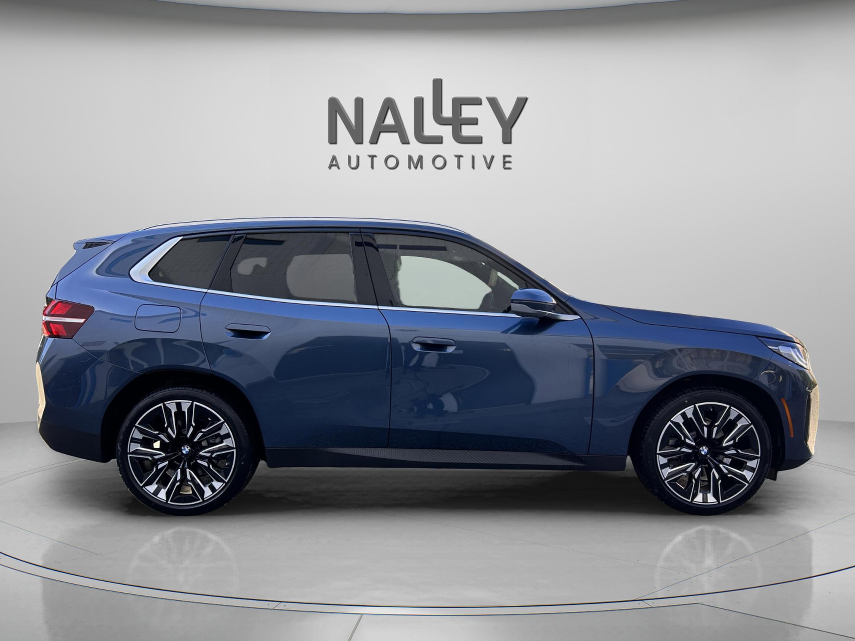 Used 2026 BMW X3 xDrive30 w/ Convenience Package image 5