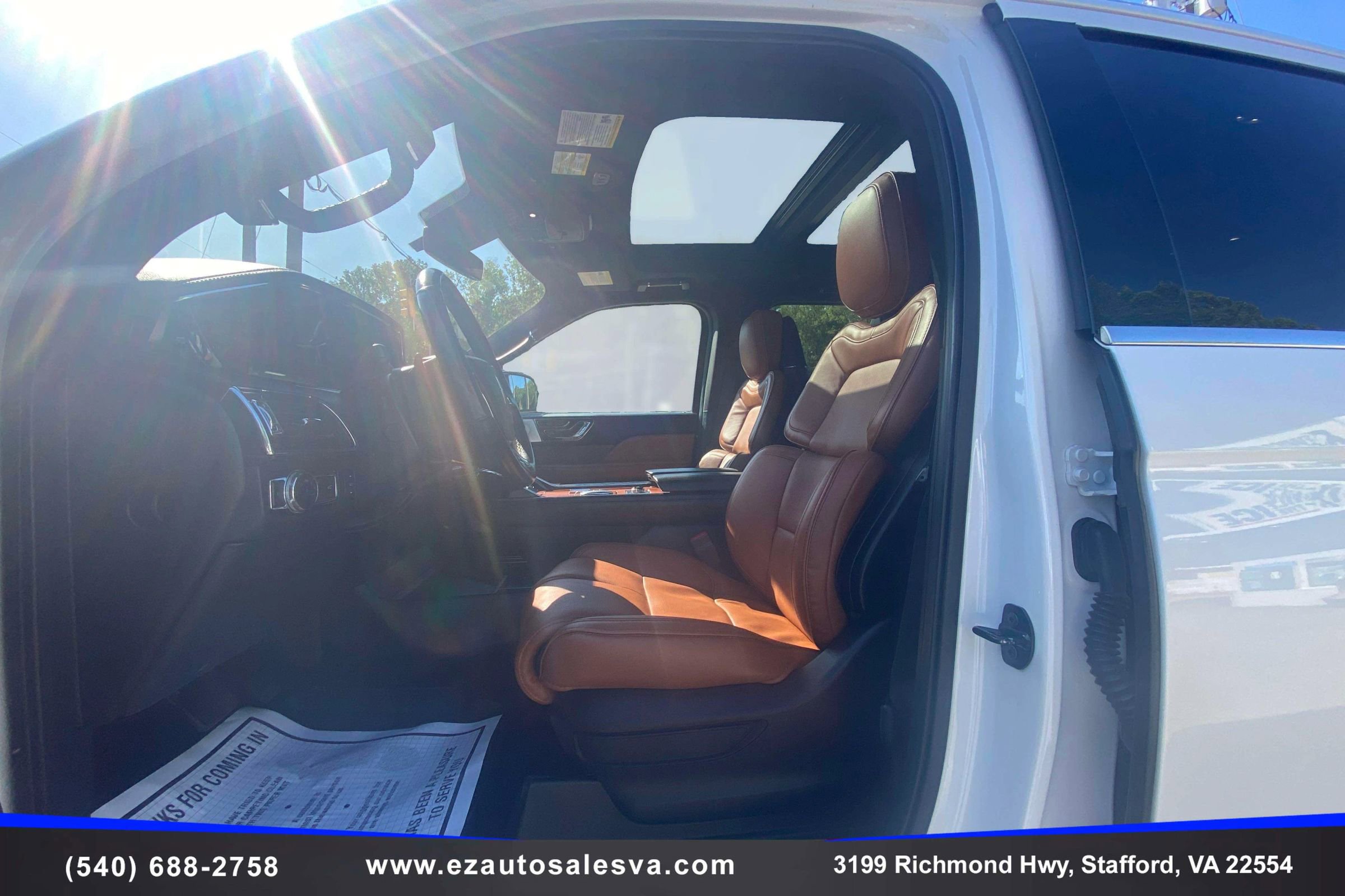 Used 2018 Lincoln Navigator Reserve w/ Technology Package AWD/4WD image 16