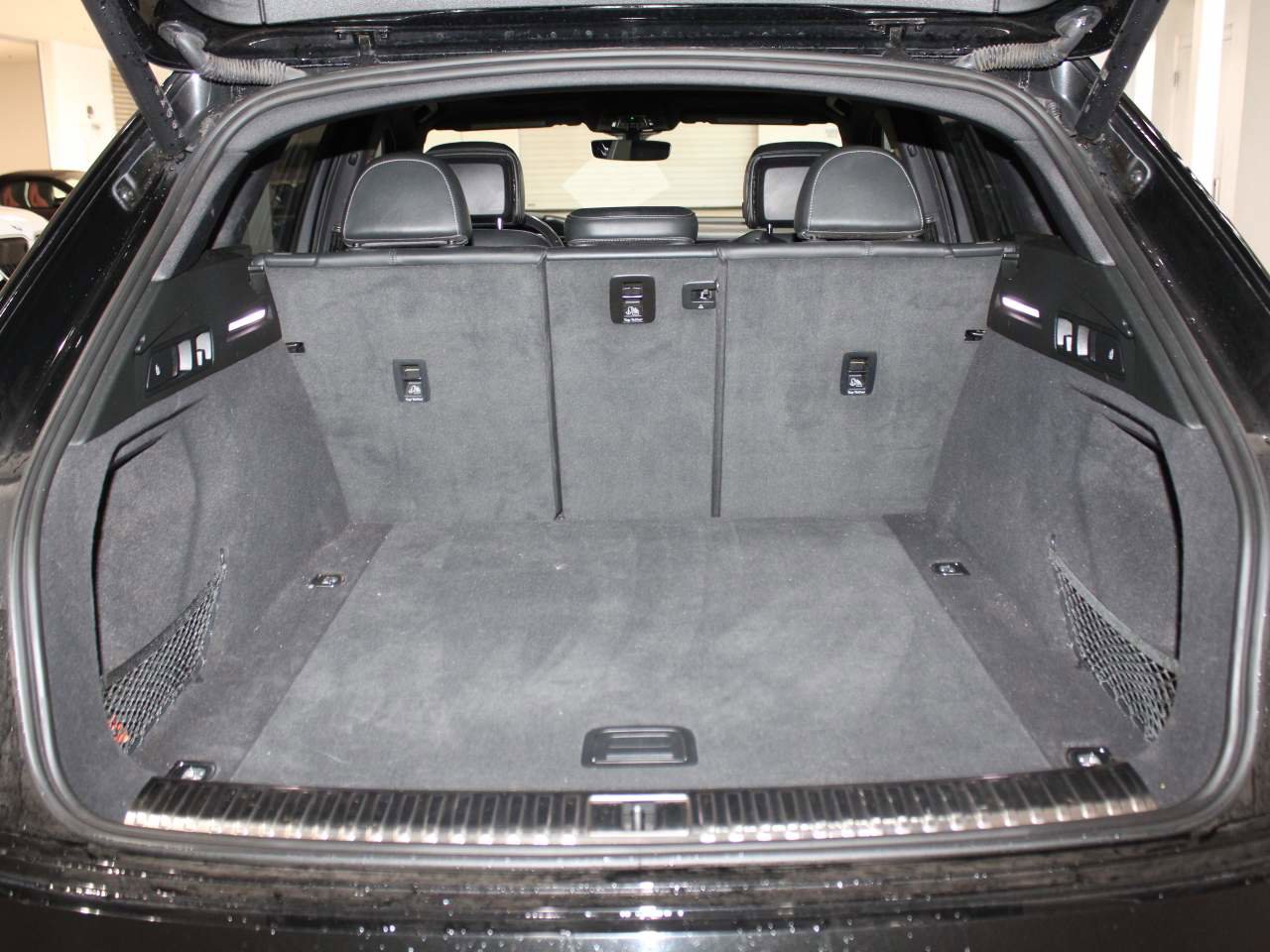 Used 2023 Audi e-tron Chronos AWD/4WD image 7