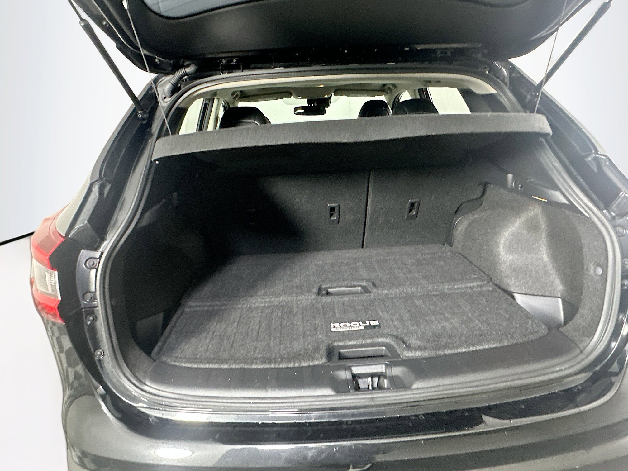 Used 2021 Nissan Rogue Sport SL w/ Premium Package image 27