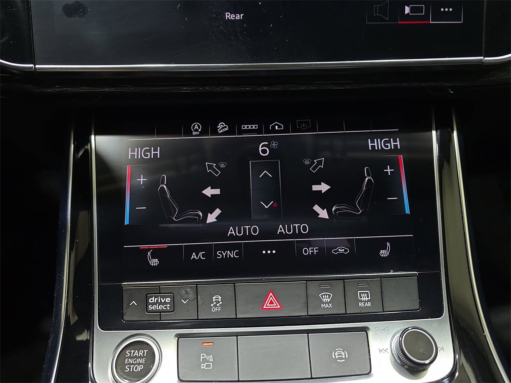 Used 2023 Audi Q7 2.0T Premium w/ Towing Package image 24