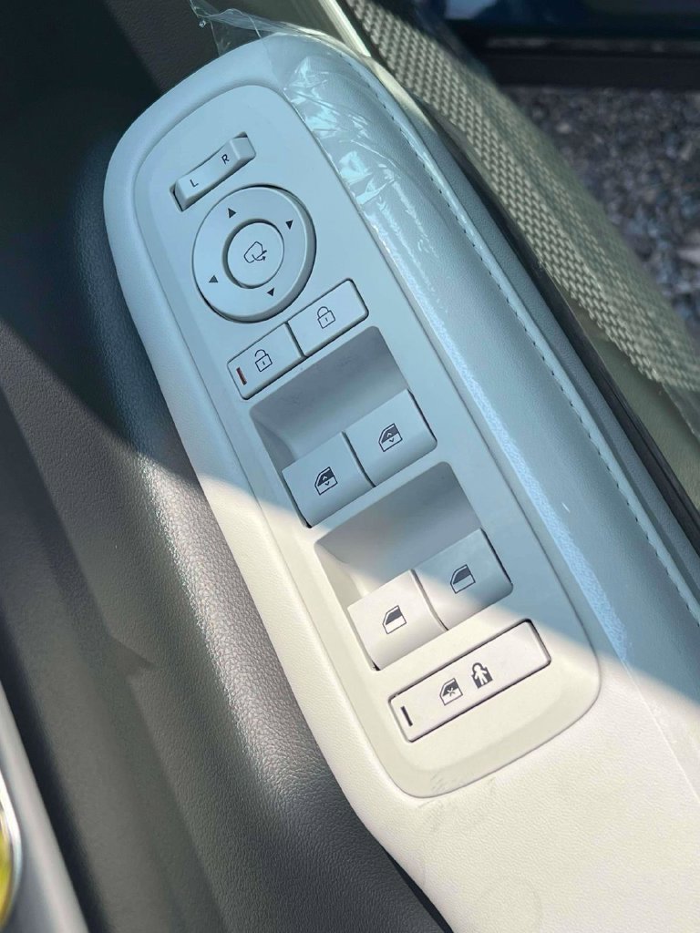 New 2027 Hyundai Santa Fe SEL AWD/4WD image 30