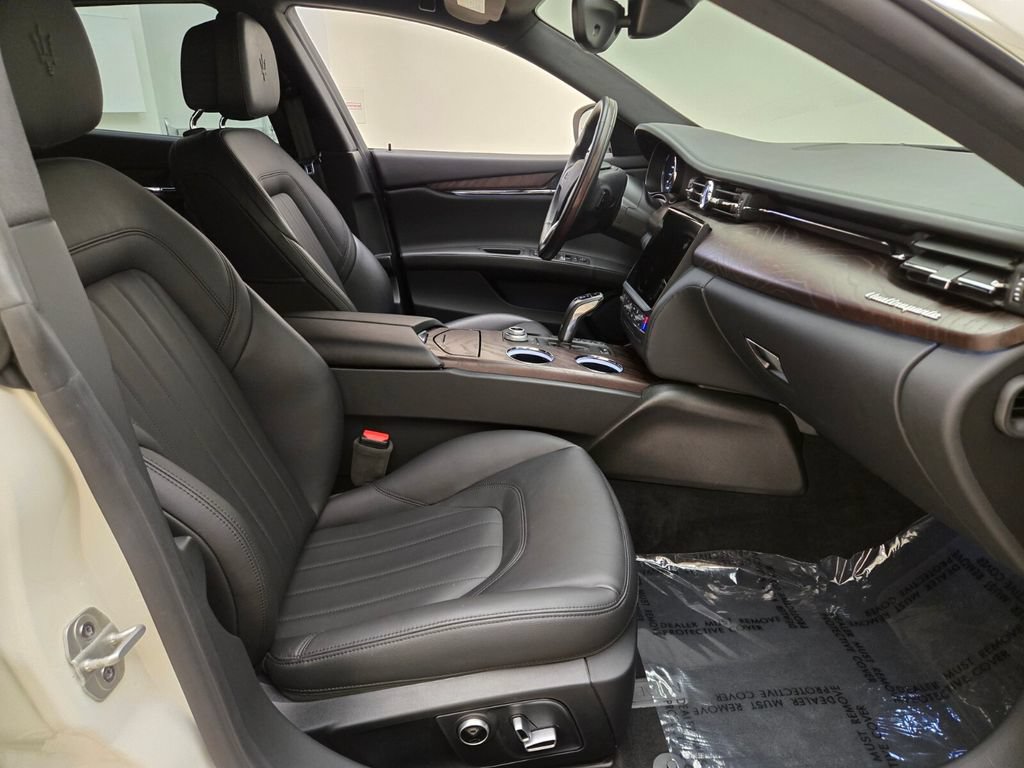 Used 2023 Maserati Quattroporte GT RWD image 26