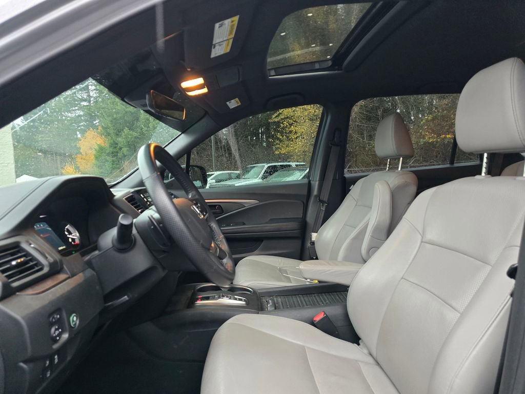 Used 2022 Honda Passport EX-L image 2