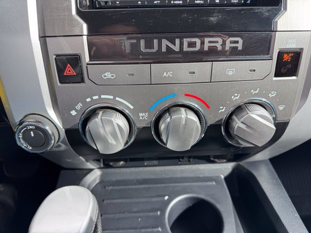 Used 2018 Toyota Tundra SR5 w/ SR5 Upgrade Package AWD/4WD image 23