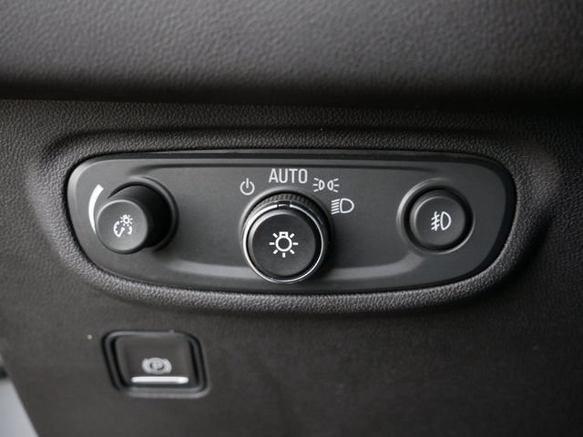 Used 2024 GMC Terrain SLT AWD/4WD image 17