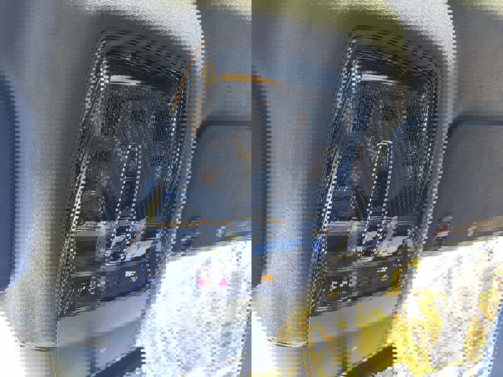 New 2025 Cadillac Escalade IQ Luxury 2 image 32