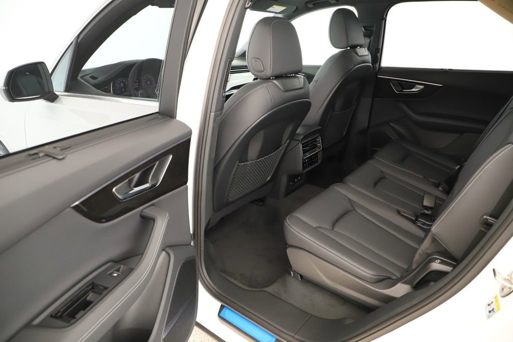 New 2025 Audi Q7 3.0T Premium Plus image 27