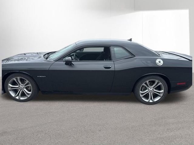 Used 2022 Dodge Challenger R/T image 2