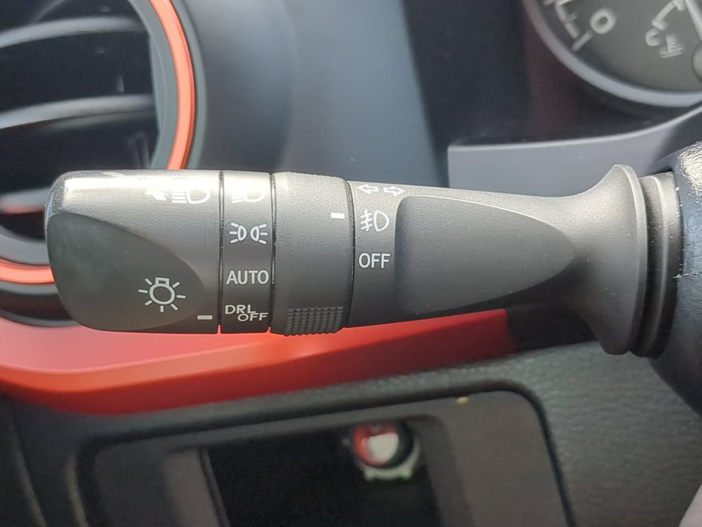 Used 2019 Toyota Tacoma TRD Off-Road AWD/4WD image 28