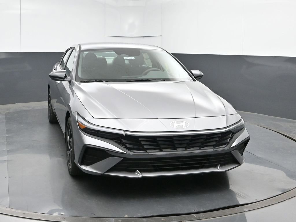 New 2026 Hyundai Elantra Sport image 8
